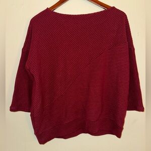 Gibson Red Pullover Top - Size L
